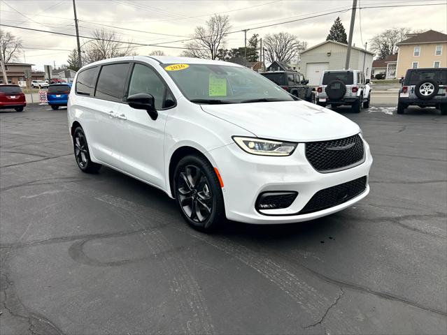 2026 Chrysler Pacifica PACIFICA SELECT