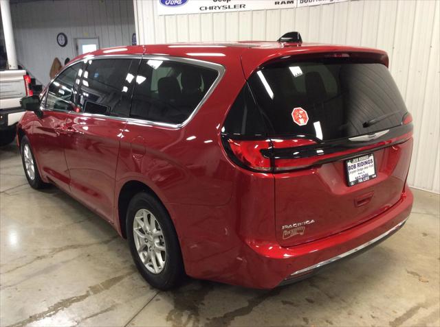 2024 Chrysler Pacifica Touring L 2024 Chrysler Pacifica Touring L