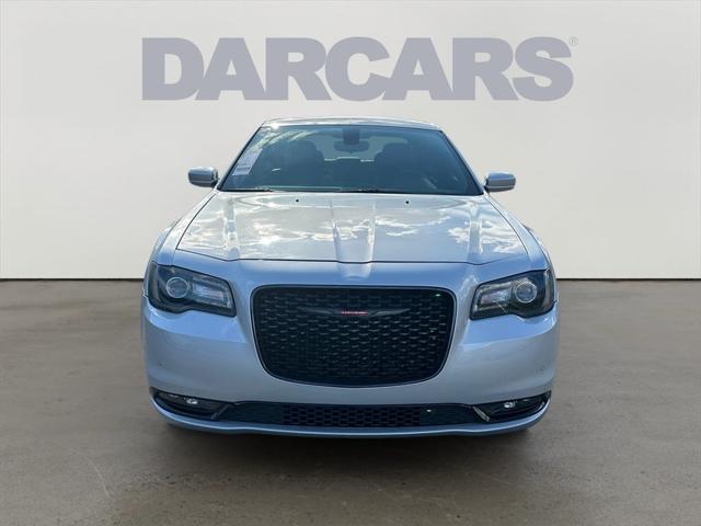 2023 Chrysler 300 300S 2023 Chrysler 300 300S