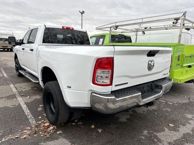 2024 RAM 3500 Big Horn Crew Cab 4x4 8 Box 2024 RAM 3500 Big Horn Crew Cab 4x4 8 Box