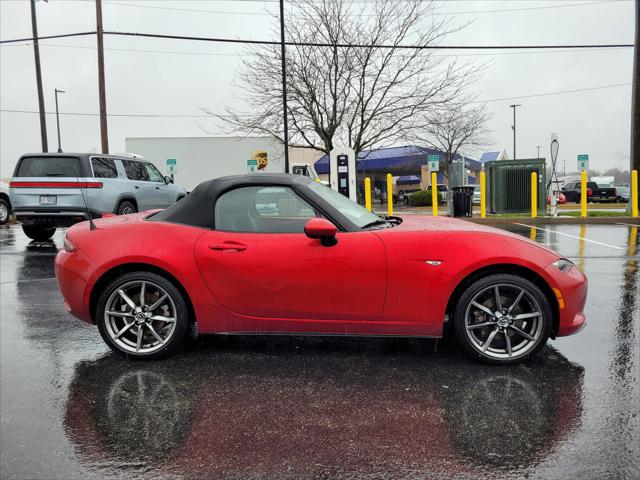 2016 Mazda MX-5 Miata Grand Touring 2016 Mazda MX-5 Miata Grand Touring