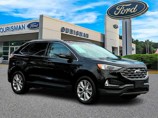 2023 Ford Edge Titanium