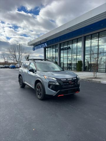 2025 Nissan Rogue Rock Creek 2025 Nissan Rogue Rock Creek