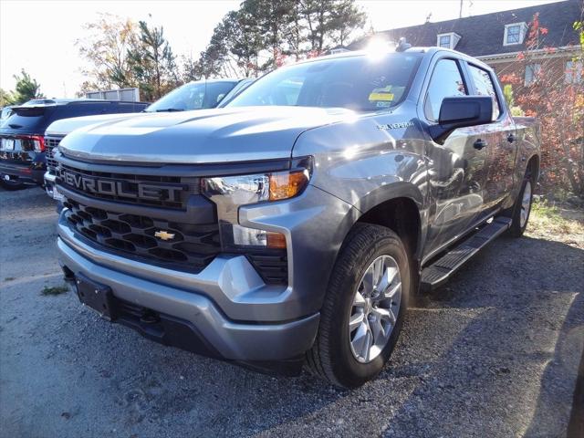 2023 Chevrolet Silverado 1500 4WD Crew Cab Short Bed Custom