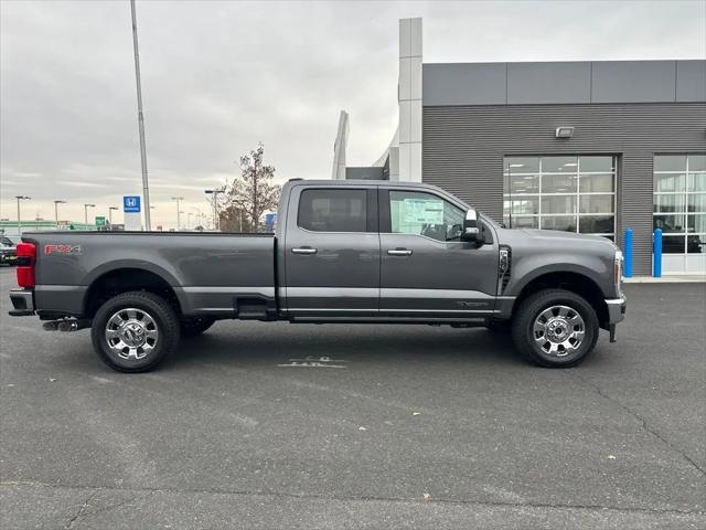 2026 Ford F-350 LARIAT