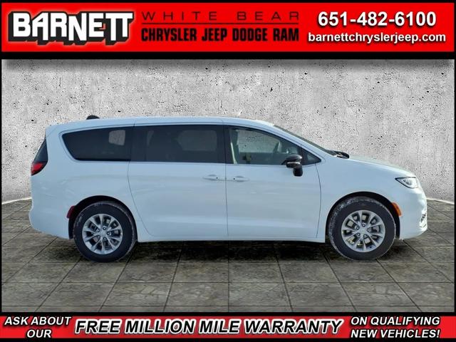 2026 Chrysler Pacifica Limited AWD
