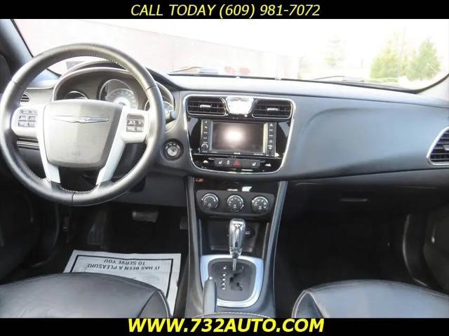 2014 Chrysler 200 Limited