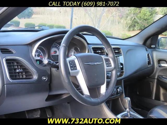 2014 Chrysler 200 Limited