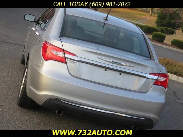 2014 Chrysler 200 Limited