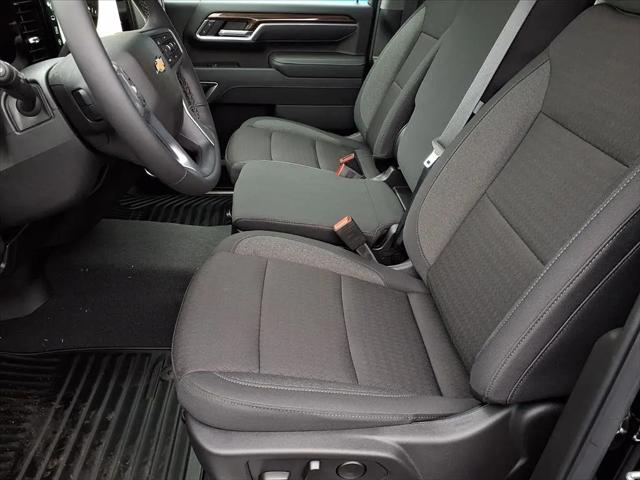 2025 Chevrolet Silverado 2500HD 4WD Crew Cab Standard Bed LT