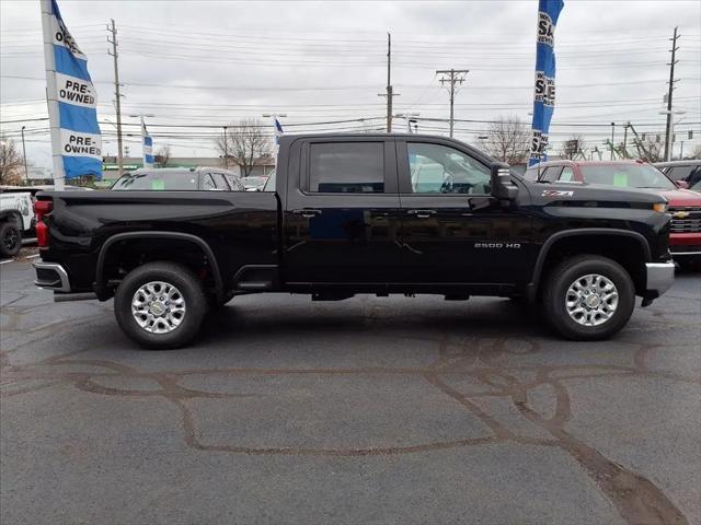 2025 Chevrolet Silverado 2500HD 4WD Crew Cab Standard Bed LT