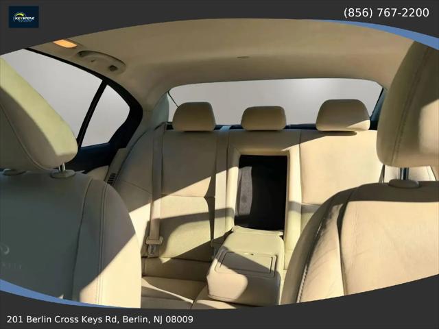 2014 INFINITI Q50h Premium