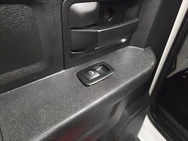 2015 Ram 3500 Tradesman/SLT/Laramie