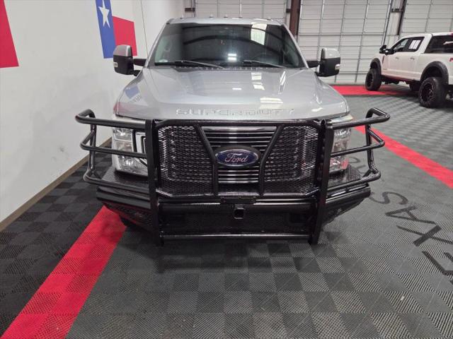 2020 Ford F-350 LARIAT