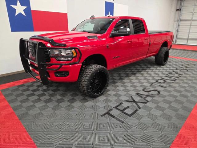 2020 Ram 3500 Big Horn Crew Cab 4x4 8' Box