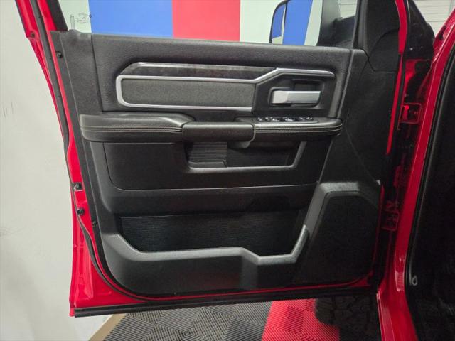 2020 Ram 3500 Big Horn Crew Cab 4x4 8' Box