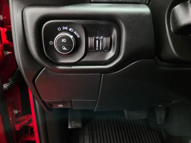 2020 Ram 3500 Big Horn Crew Cab 4x4 8' Box
