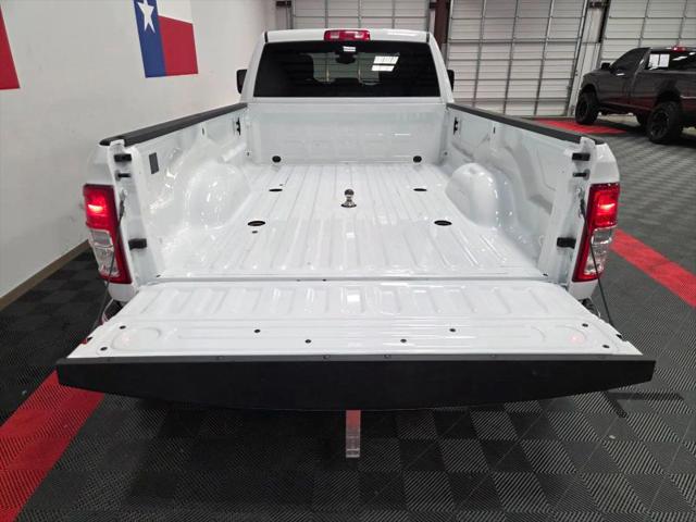 2023 Ram 3500 Big Horn Crew Cab 4x4 8' Box