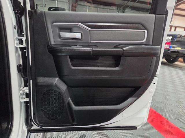 2023 Ram 3500 Big Horn Crew Cab 4x4 8' Box