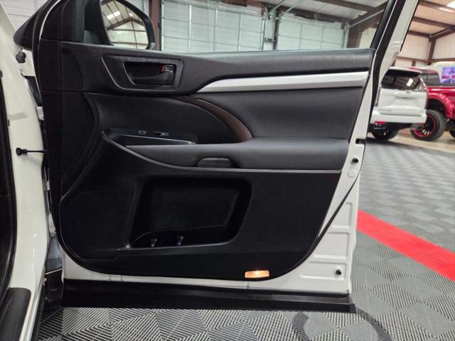 2019 Toyota Highlander LE Plus