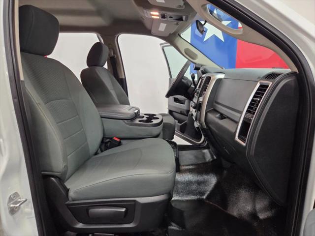 2018 Ram 3500 SLT Crew Cab 4x4 8' Box