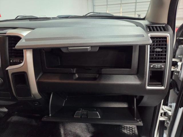 2018 Ram 3500 SLT Crew Cab 4x4 8' Box