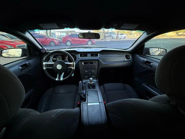 2014 Ford Mustang V6