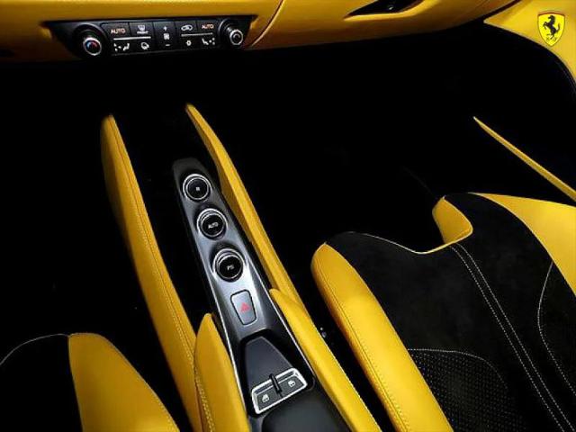2022 Ferrari F8 Tributo Tributo