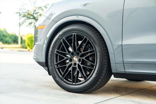 2024 Porsche Cayenne S