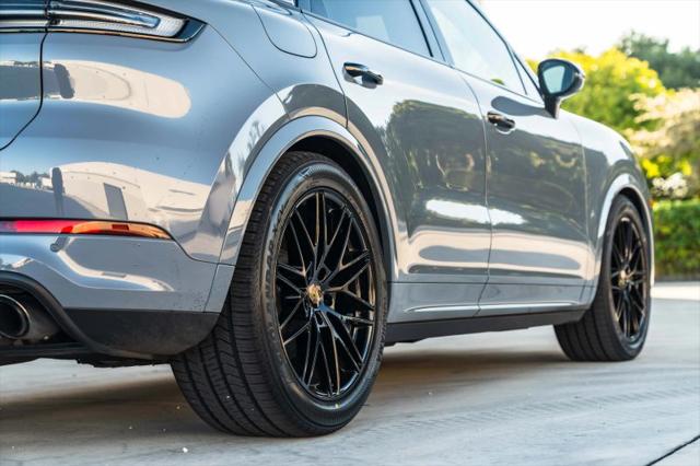 2024 Porsche Cayenne S