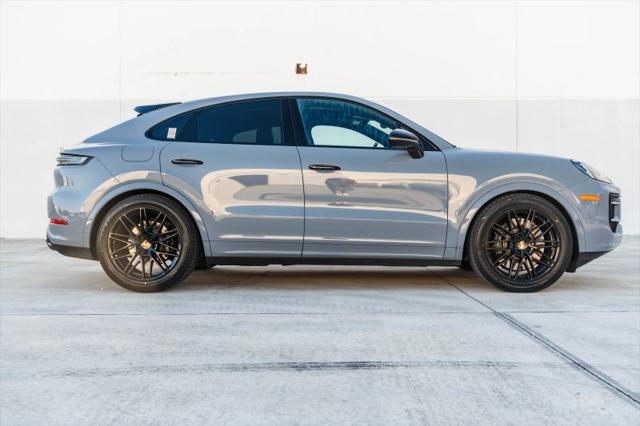 2024 Porsche Cayenne S