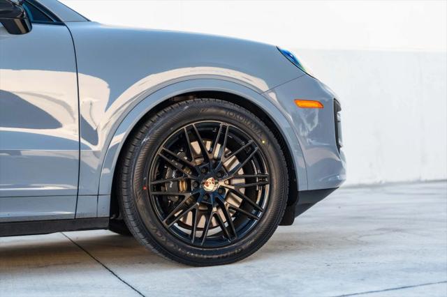 2024 Porsche Cayenne S