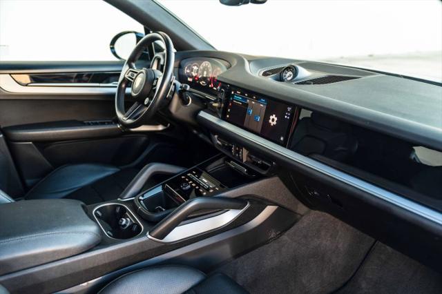 2024 Porsche Cayenne S