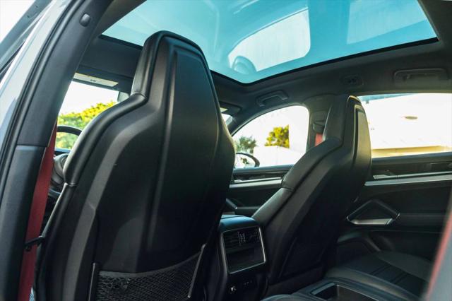 2024 Porsche Cayenne S