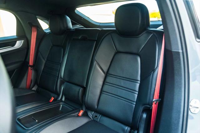 2024 Porsche Cayenne S