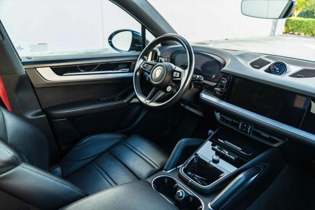 2024 Porsche Cayenne S