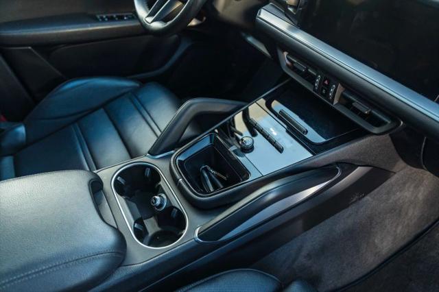 2024 Porsche Cayenne S