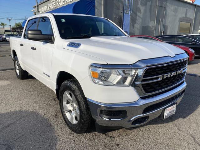 2023 Ram 1500 Big Horn Crew Cab 4x2 5'7" Box