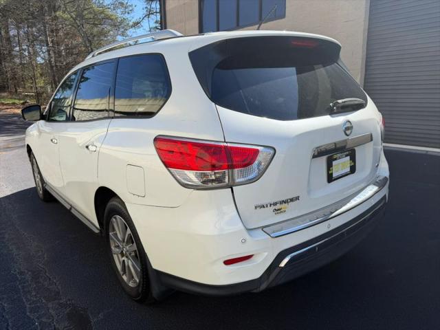 2015 Nissan Pathfinder SV