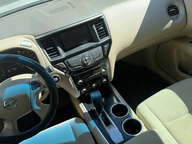 2015 Nissan Pathfinder SV