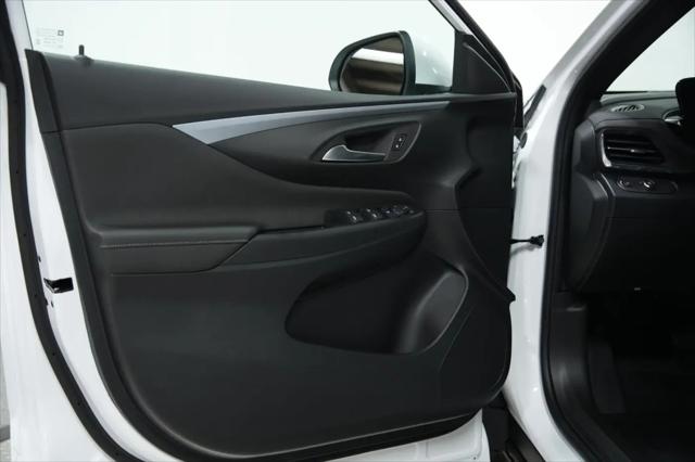 2026 Buick NV Preferred FWD
