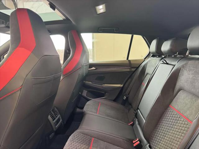2026 Volkswagen Golf GTI SE