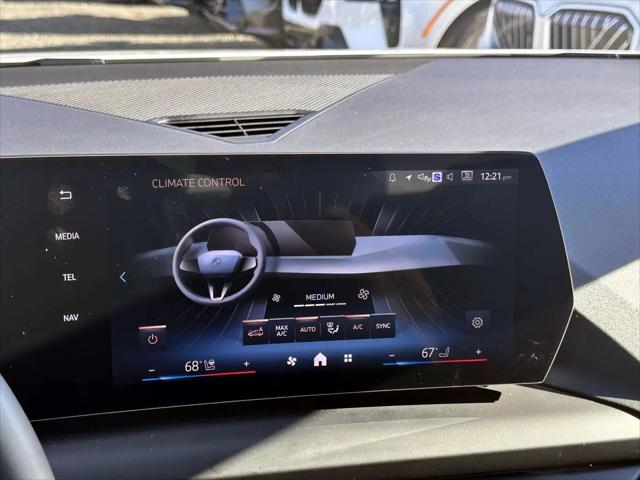 2025 BMW Coupe xDrive