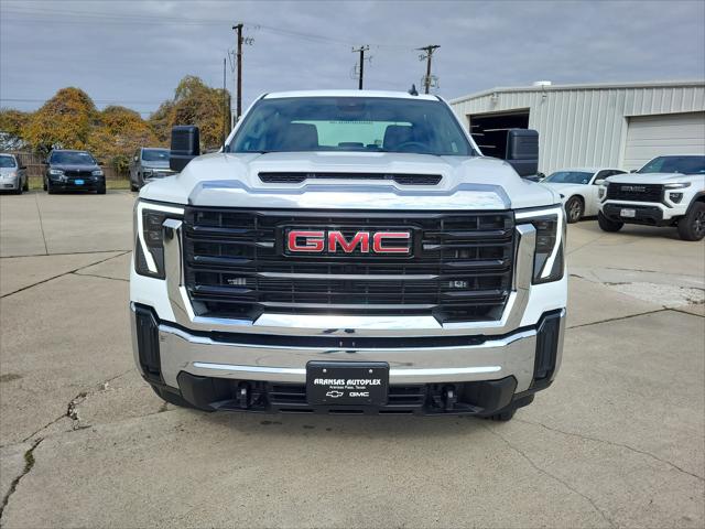 2026 GMC Sierra 2500HD Crew Cab, Standard Bed, Pro, 4WD