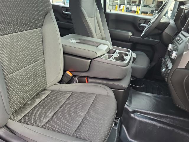 2026 GMC Sierra 2500HD Crew Cab, Standard Bed, Pro, 4WD