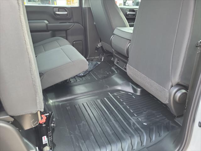 2026 GMC Sierra 2500HD Crew Cab, Standard Bed, Pro, 4WD