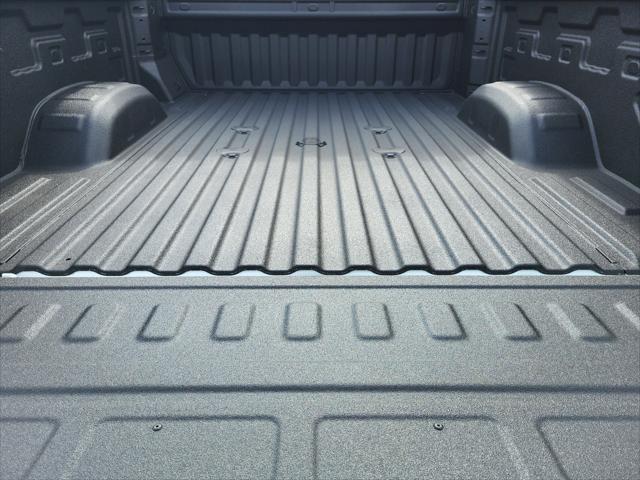 2026 GMC Sierra 2500HD Crew Cab, Standard Bed, Pro, 4WD