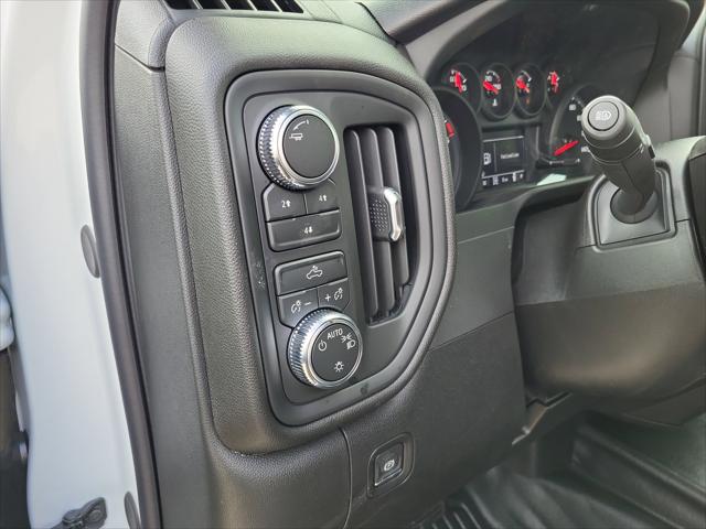 2026 GMC Sierra 2500HD Crew Cab, Standard Bed, Pro, 4WD