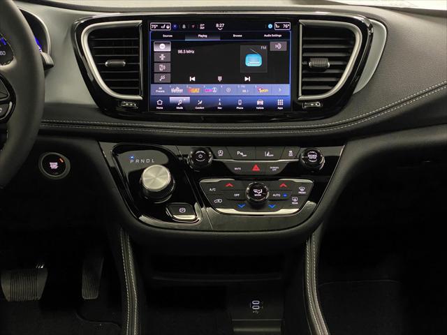 2026 Chrysler Pacifica Limited AWD