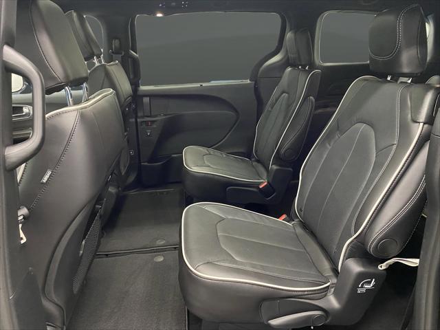 2026 Chrysler Pacifica Limited AWD
